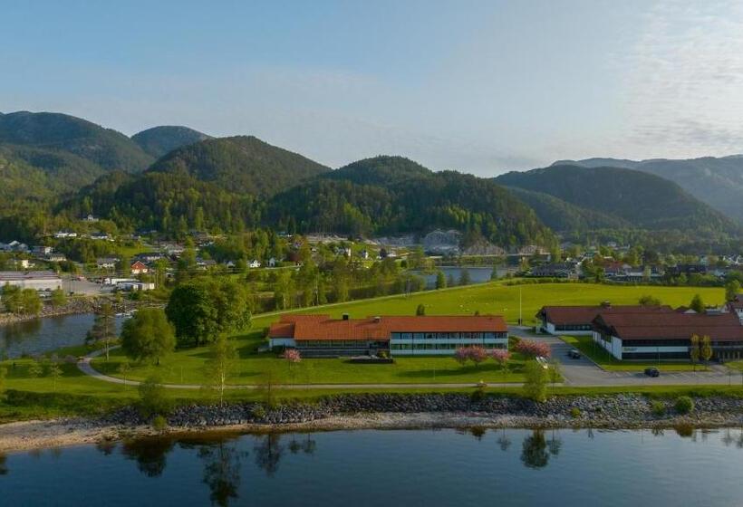 Sirdalsvatnet Hotel In Sirdal