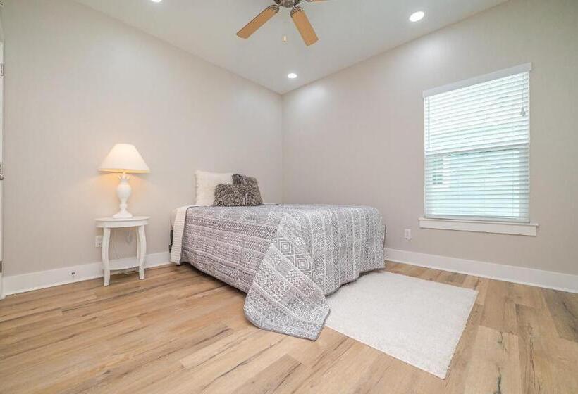 호텔 The Oasis Resort