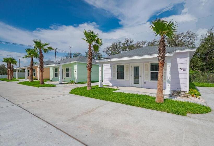 호텔 The Oasis Resort