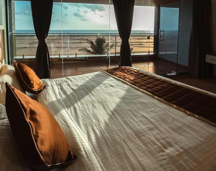 فندق The Oceanic Beach Front