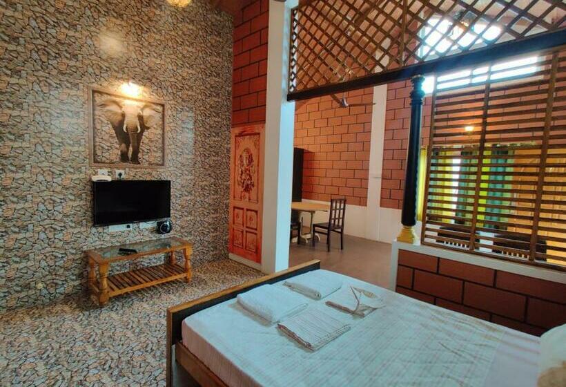 酒店 Thiruchitrambalam Palace Resort