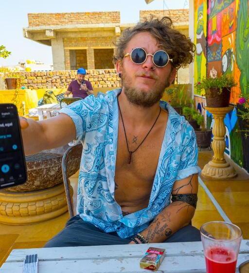 Open Road Hostel And Cafe