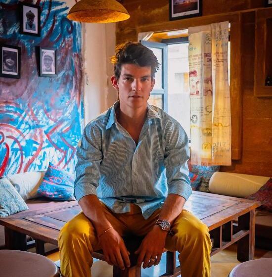 Open Road Hostel And Cafe