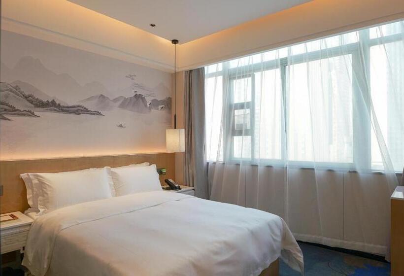 Paco Hotel Shenzhen Luohu Port