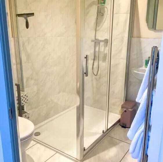 بنسيون Bramall House Accommodation