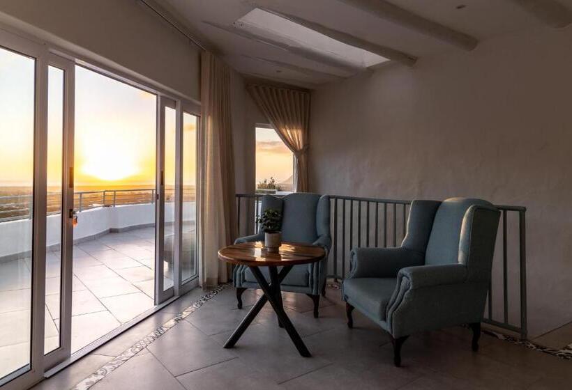 פנסיון Capri Sands Luxury Guest House