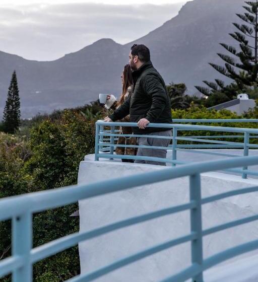 פנסיון Capri Sands Luxury Guest House