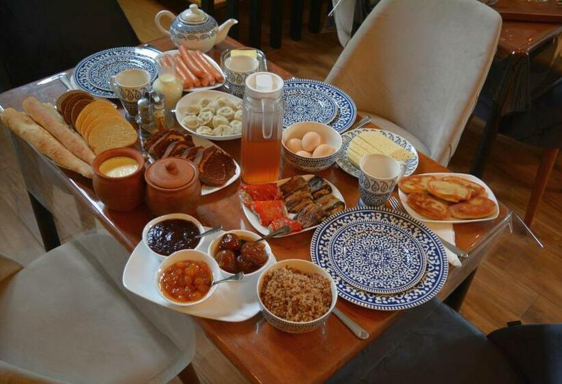 پانسیون Velio Guest House