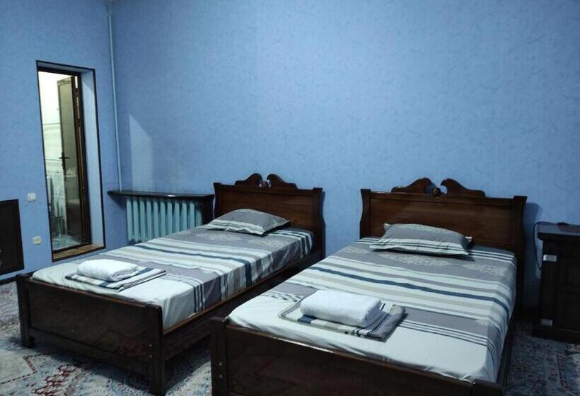 پانسیون Real Tashkent