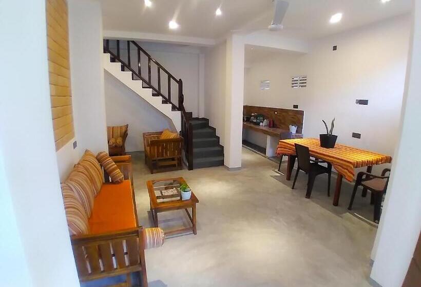 펜션 Ocean Air Guesthouse And Villa Weligama   Minute To Waves