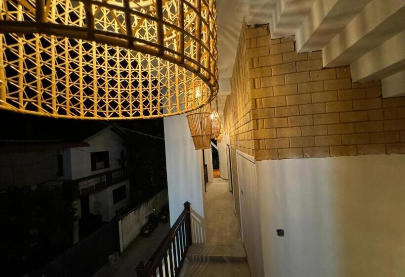 펜션 Ocean Air Guesthouse And Villa Weligama   Minute To Waves