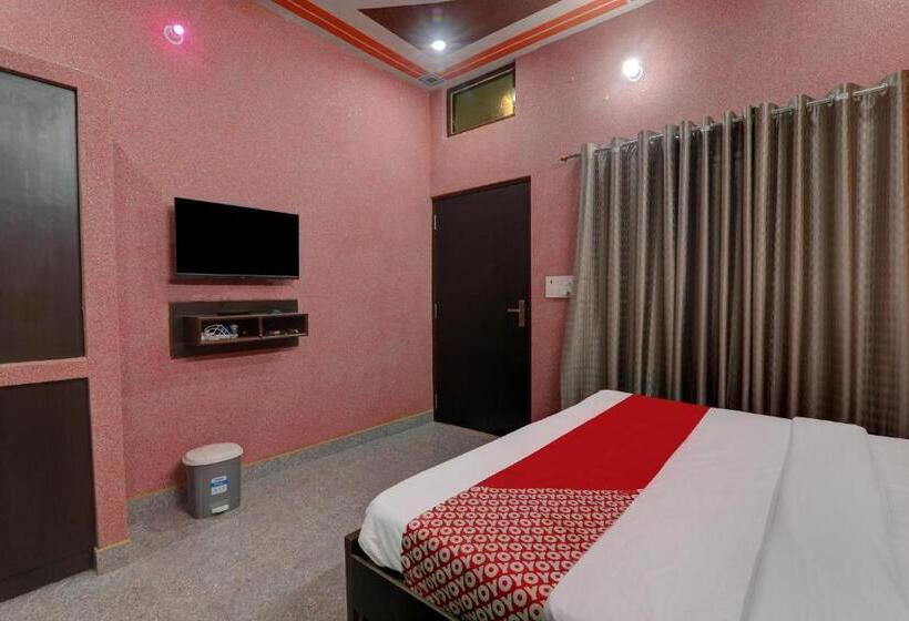 בית מלון כפרי Fly Inn