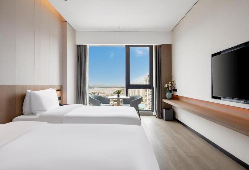 The Coli Hotel Jinan