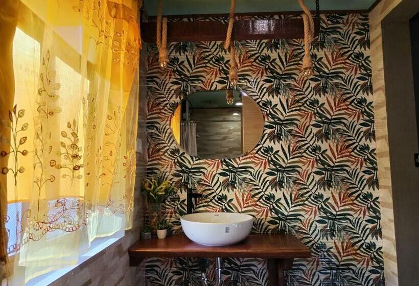 هاستل Daniella S Loft