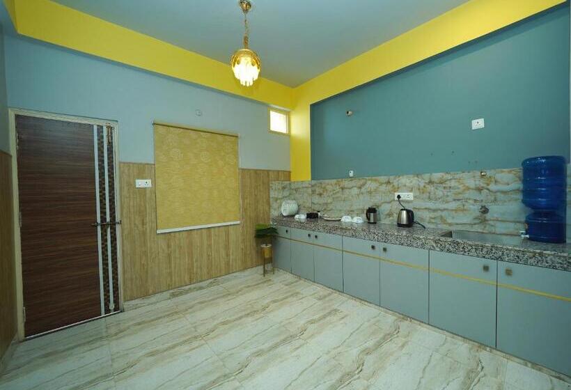 فندق صغير Golden Lotus Varanasi