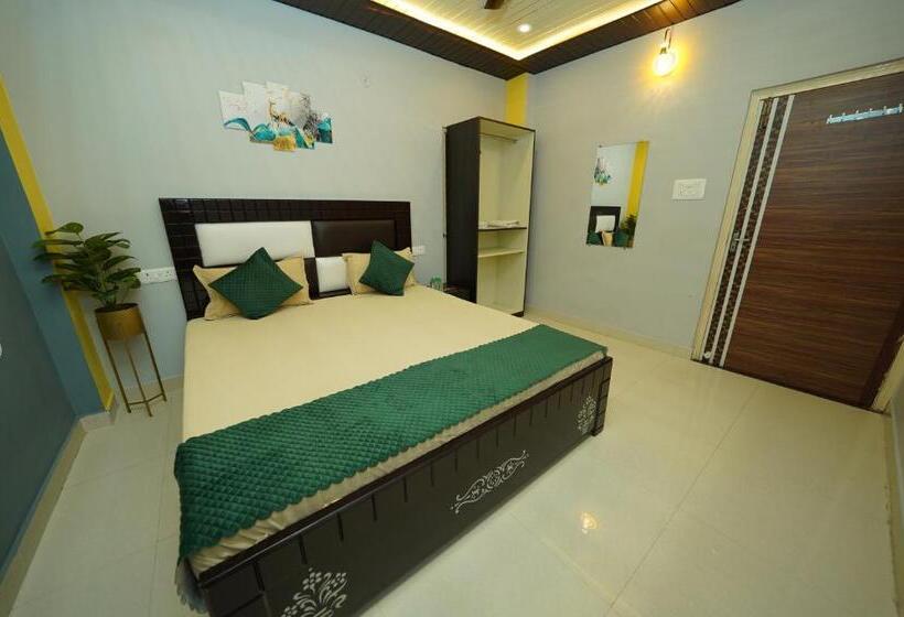 فندق صغير Golden Lotus Varanasi