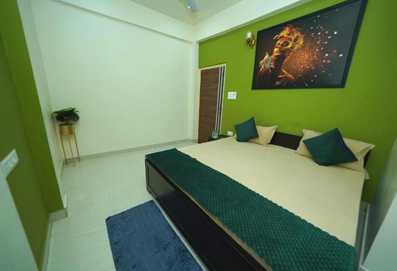 فندق صغير Golden Lotus Varanasi