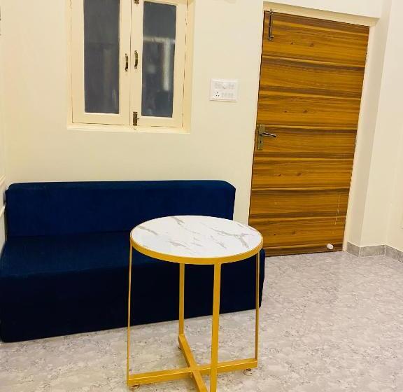 فندق صغير Golden Lotus Varanasi