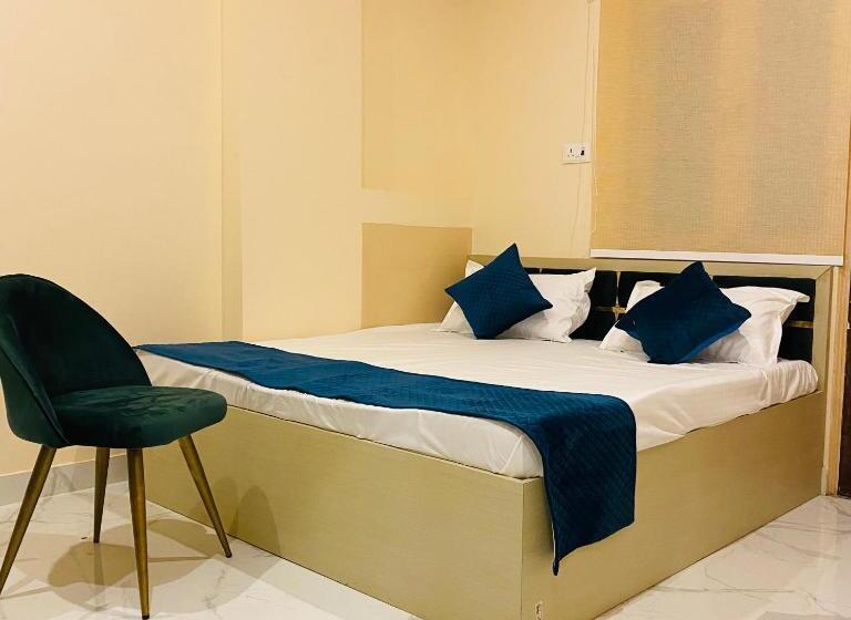 فندق صغير Golden Lotus Varanasi