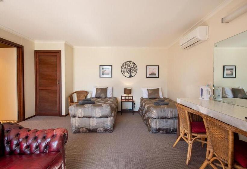 Ardrossan Hotel Motel