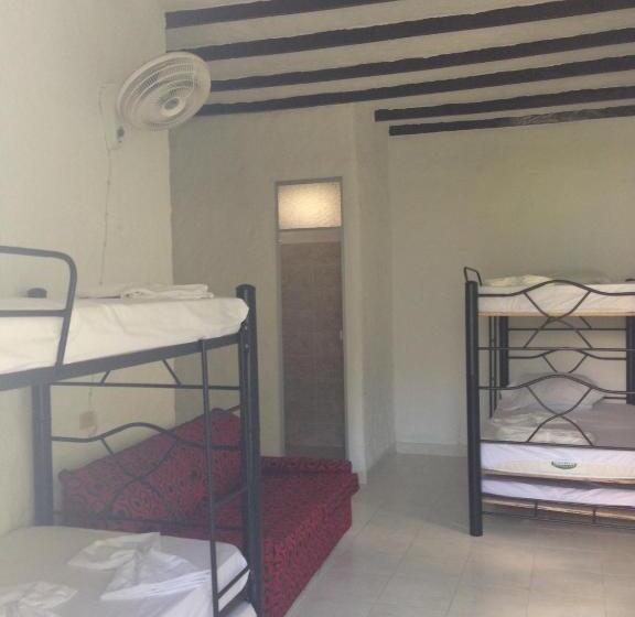 בית מלון כפרי Centro Recreacional Villa Clarita