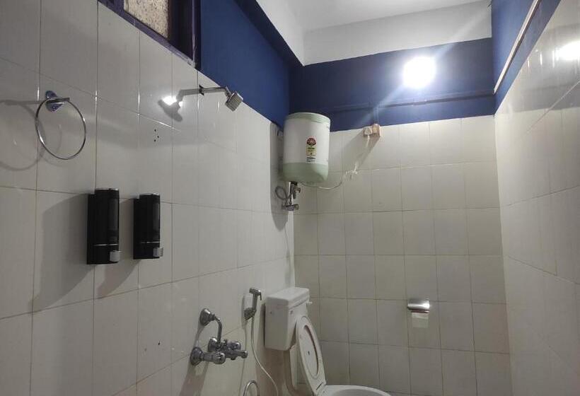 酒店 Eight Lucky Homestay