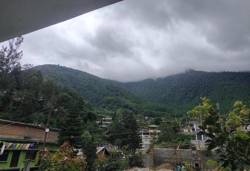 酒店 Eight Lucky Homestay