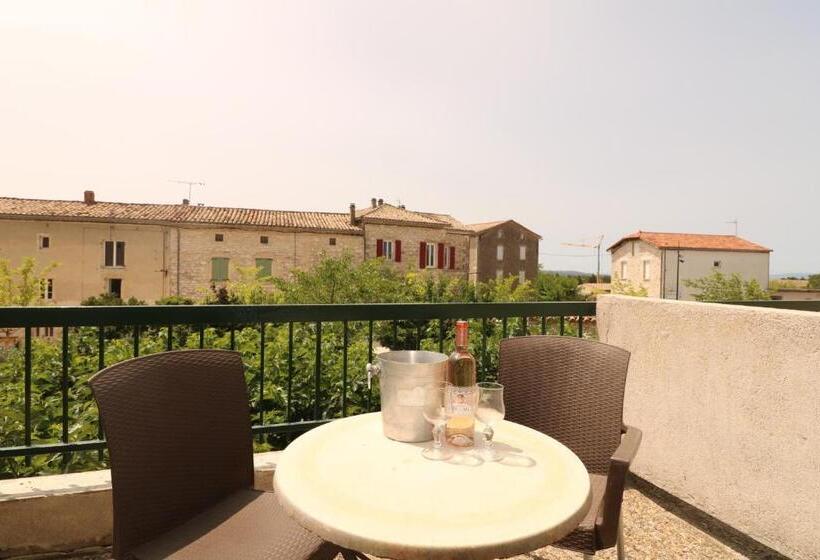 ホテル Hôtel De L Aven