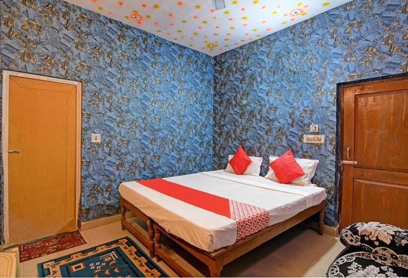 בית מלון כפרי Oyo Flagship Kasturi