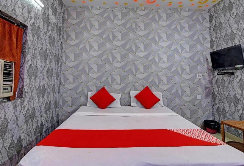 בית מלון כפרי Oyo Flagship Kasturi