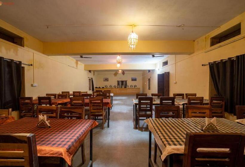 ホテル Sam Dunes Safari Campus