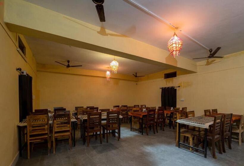 ホテル Sam Dunes Safari Campus