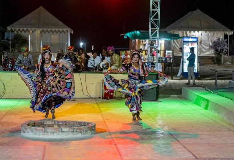 ホテル Sam Dunes Safari Campus