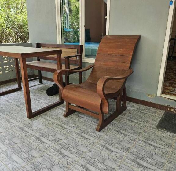 膳宿费 Baan Nomtham