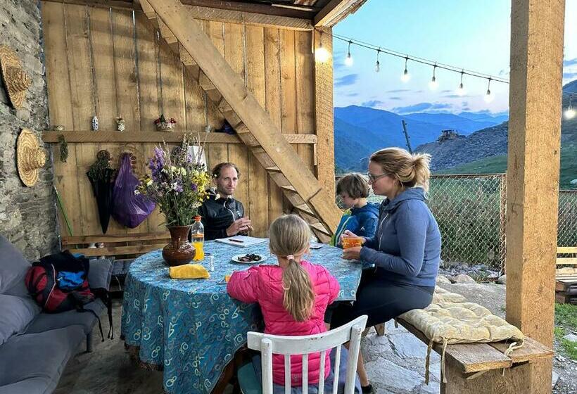 پانسیون Guesthouse Divo Hut