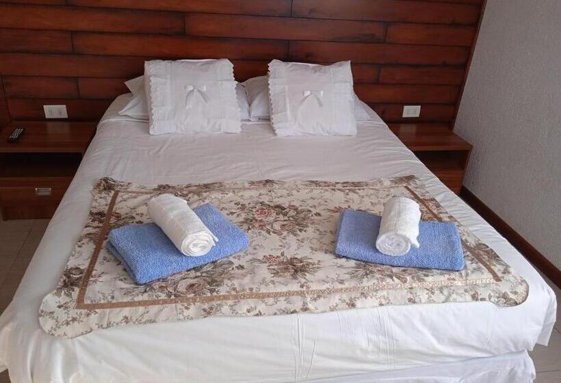 פנסיון Hostal Jc