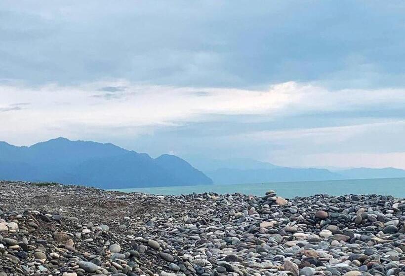 پانسیون Nargizi Guest House