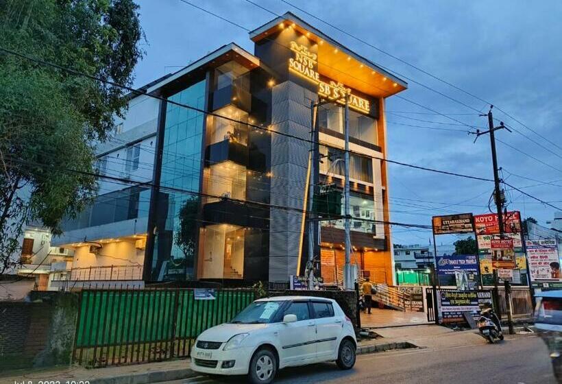 פנסיון Nsb Square