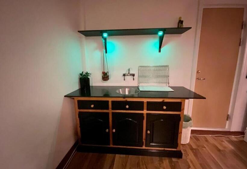 Пансион Rustic Haven Bed And Breakfast Near Klarälvsbanan And Swimming Area