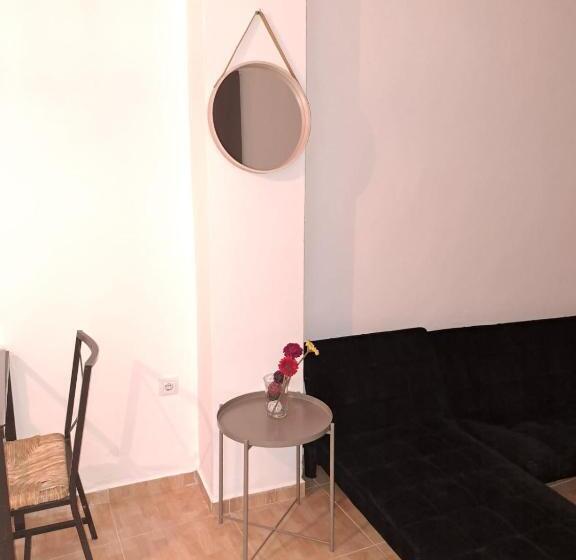 پانسیون Liam Studio In Sevilla Centric