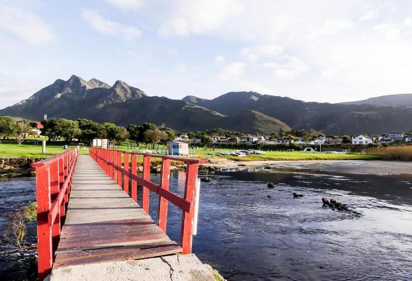 بنسيون Shalom Self Catering