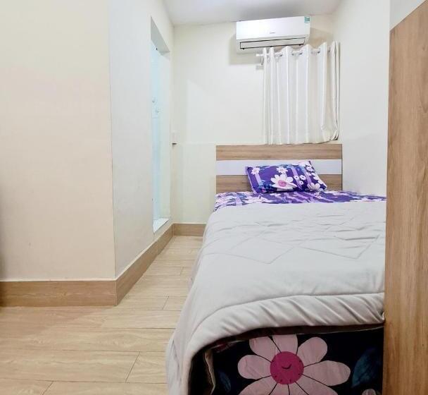 The Hidden Hogwarts   Nearly Bùi Viện Walking Street