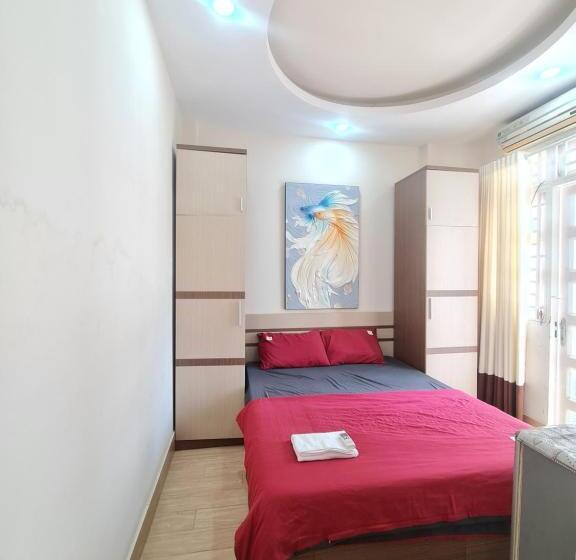 The Hidden Hogwarts   Nearly Bùi Viện Walking Street