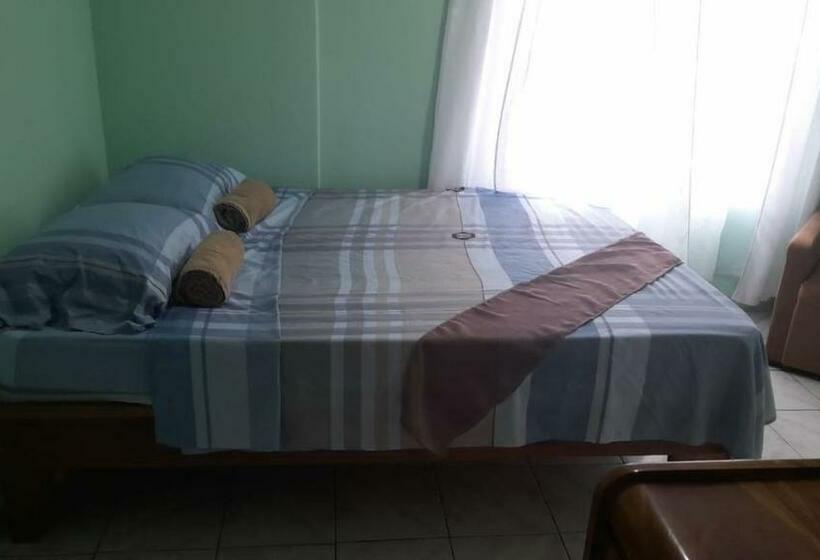 Hostel Casa Marina