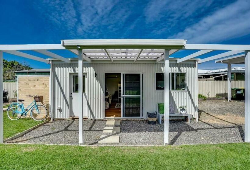 فندق صغير On Birchall   Main House And Bunk House   Byo Linen