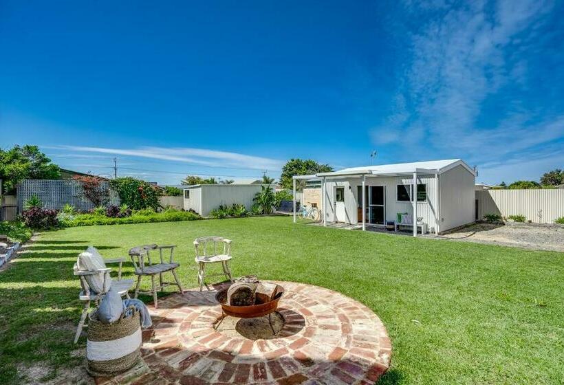 فندق صغير On Birchall   Main House And Bunk House   Byo Linen