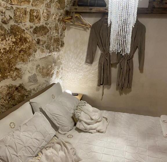 مبيت وإفطار Alkimia