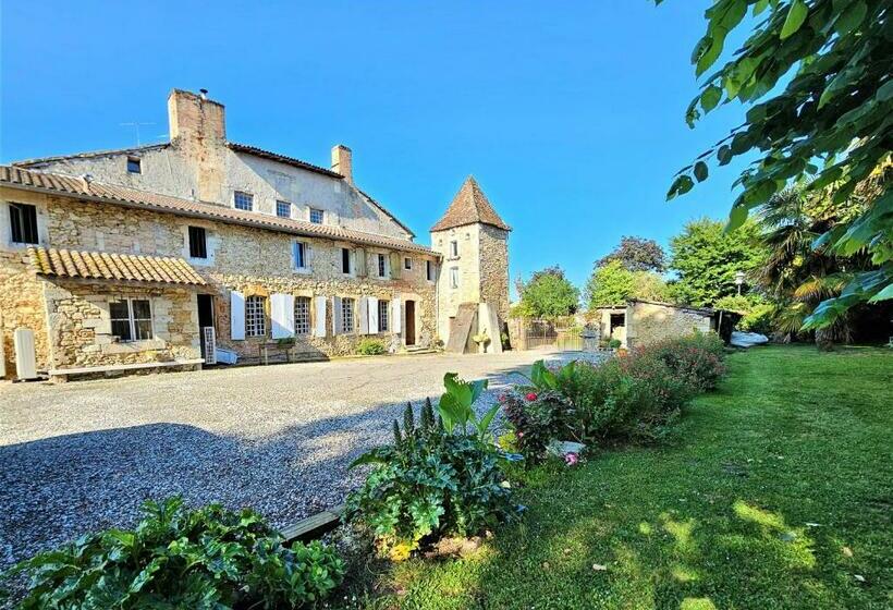 민박 Château Arche D Aure