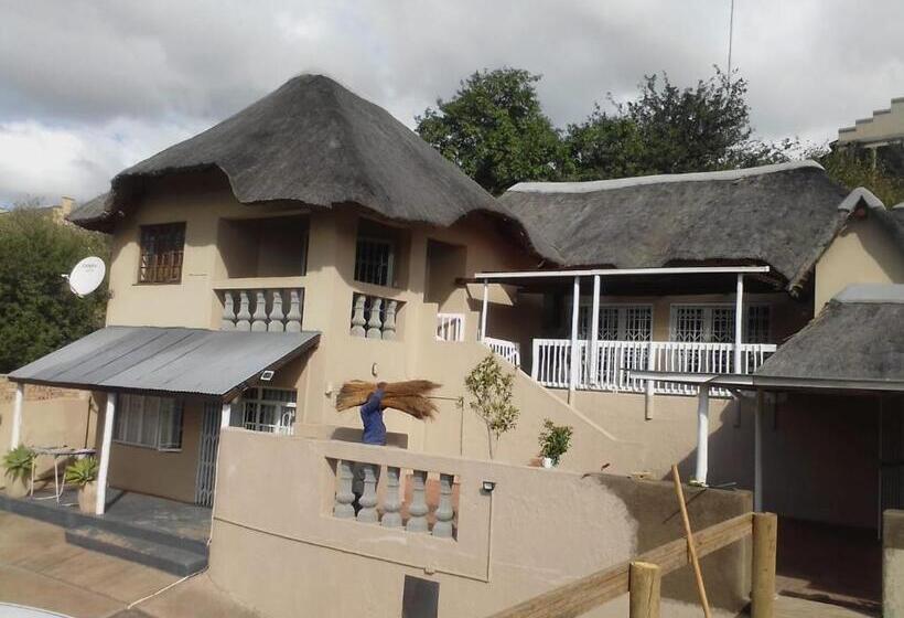 צימר Kruger Allo Escape