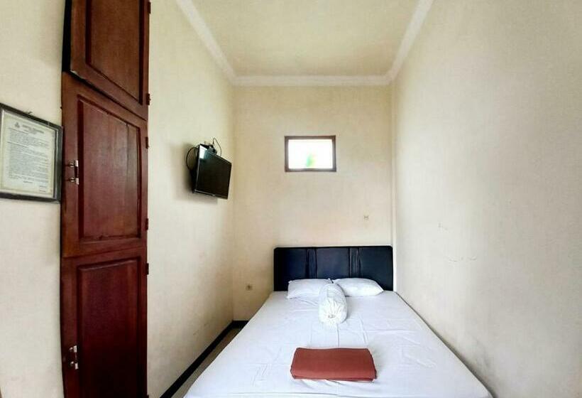 فندق Griya Juanda Syariah Near Rs Dharma Husada Probolinggo Mitra Reddoorz